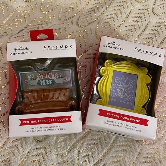 2 piece lot FRIENDS series tv ornaments hallmark fob charm hanging - Picture 1 of 5
